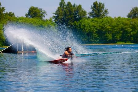 Water ski turn.jpg